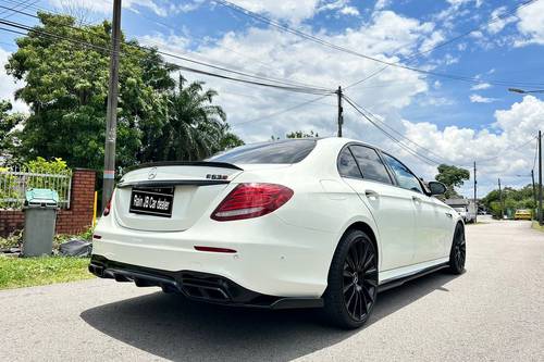 2018 Mercedes Benz E-Class Saloon E200 2.0 Terpakai